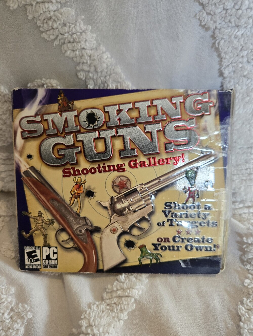 Smoking Guns PC Game Box - Yellow, Purple, Cream Artwork - Picture 1 of 7
